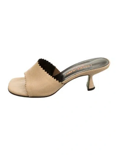 Pre-owned Donald Pliner Leather Slides In Gold