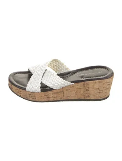 Pre-owned Donald Pliner Leather Slides In White