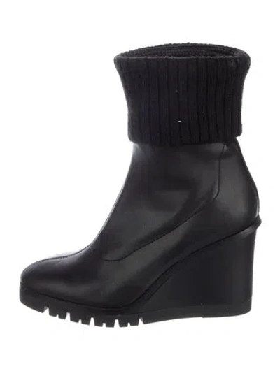 Pre-owned Donald Pliner Leather Snow Boots In Blue