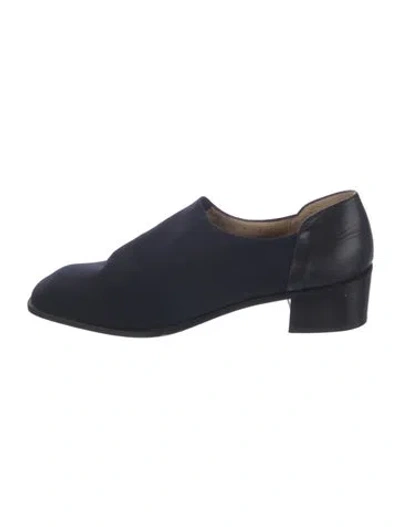 Pre-owned Donald Pliner Leather Trim Embellishment Pumps In Blue
