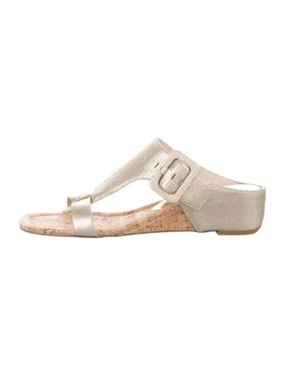 Pre-owned Donald Pliner Leather T-strap Sandals In Gold/neutrals