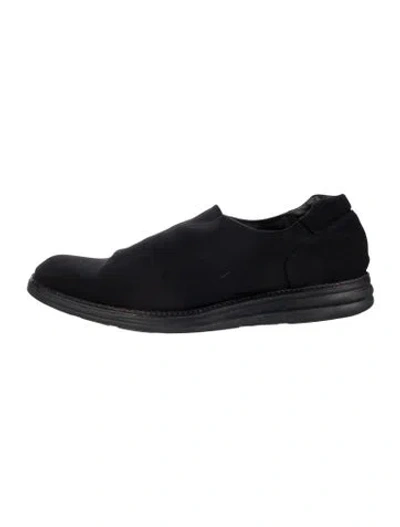 Pre-owned Donald Pliner Loafers In Black