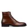Donald Pliner Men Pete Cognac Boot In Brown