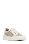 Donald Pliner Mikko Laceless Sneaker In Platino