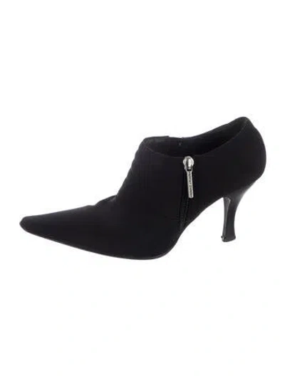 Pre-owned Donald Pliner Mules In Black