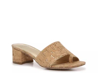 Donald Pliner Dalayna Sandal In Neutral