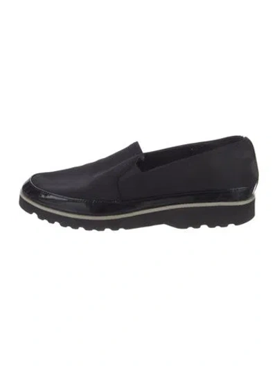 Pre-owned Donald Pliner Neoprene Loafers In Black