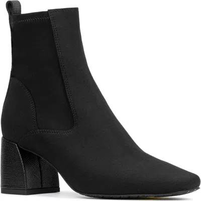 Donald Pliner Nirid Bootie In Black Crepe