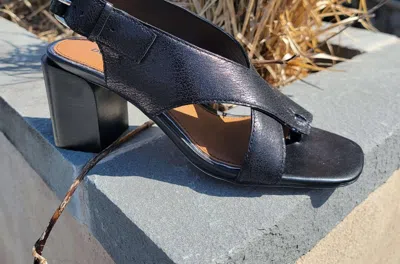 Donald Pliner Pasha Sandals In Black