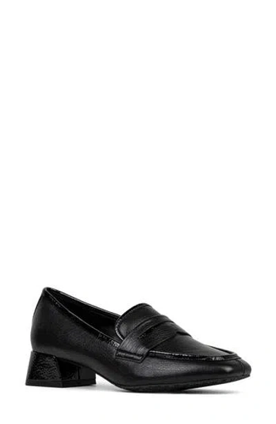 Donald Pliner Penny Loafer Pump In Black