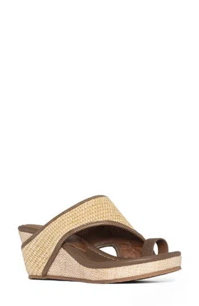 Donald Pliner Platform Wedge Sandal In Biscotti