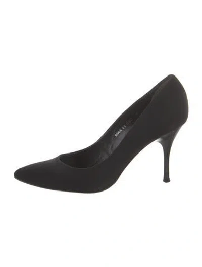 Pre-owned Donald Pliner Pumps In Black