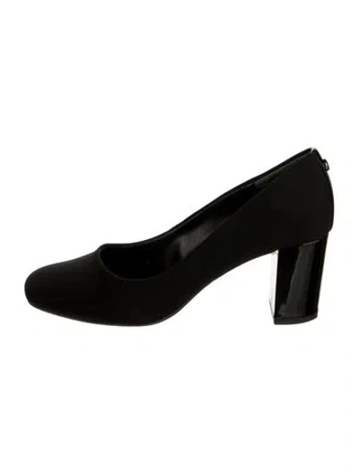 Pre-owned Donald Pliner Pumps In Black