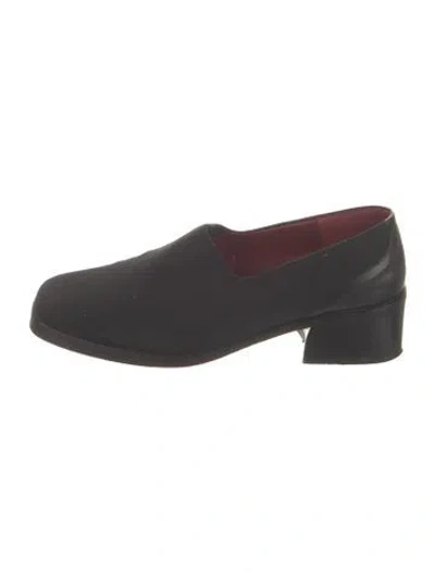 Pre-owned Donald Pliner Pumps In Black