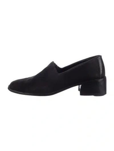 Pre-owned Donald Pliner Pumps In Black