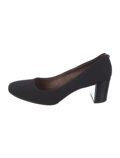 Pre-owned Donald Pliner Pumps In Black