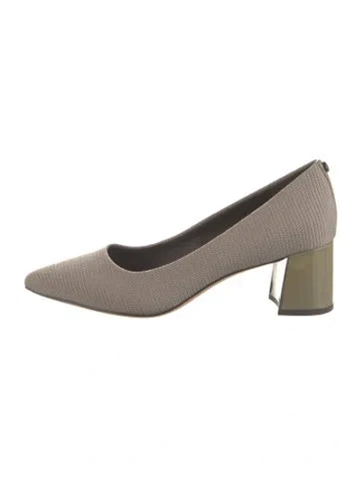 Pre-owned Donald Pliner Pumps In Grey