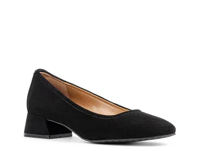 Donald Pliner Rya Pump In Black