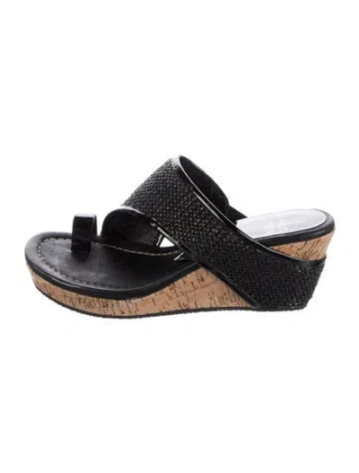 Pre-owned Donald Pliner Sandals In Black