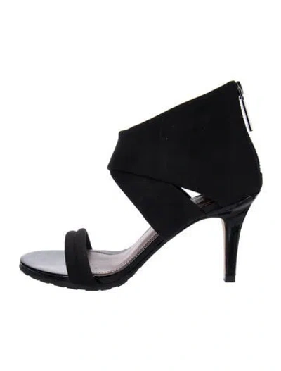 Pre-owned Donald Pliner Sandals In Black