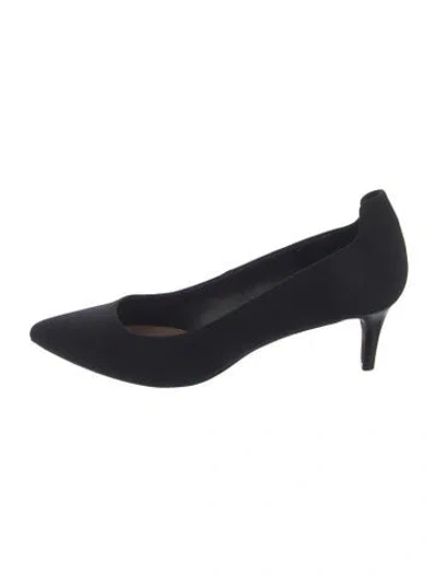 Pre-owned Donald Pliner Satin Pumps In Black