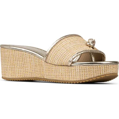 Donald Pliner Silli Wedge Sandal In Tobacco