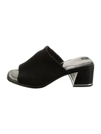 Pre-owned Donald Pliner Slides In Black