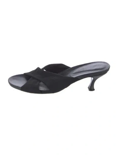 Pre-owned Donald Pliner Slides In Multi