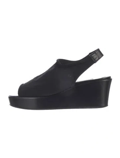 Pre-owned Donald Pliner Slingback Flats In Black