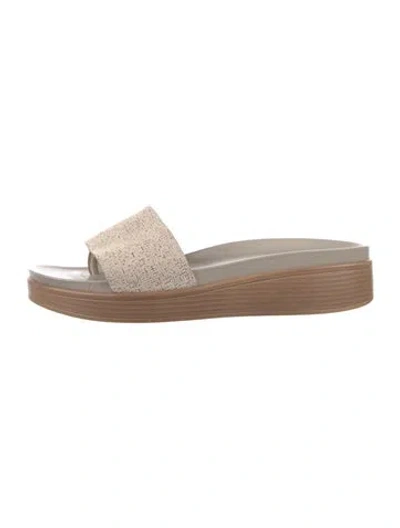 Pre-owned Donald Pliner Straw Patterned Slides In Grey