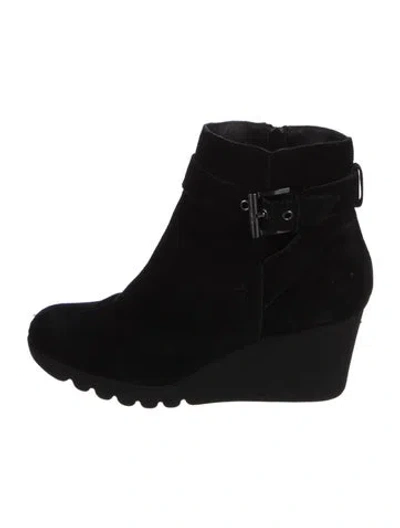Pre-owned Donald Pliner Suede Boots In Black