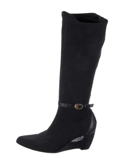 Pre-owned Donald Pliner Suede Boots In Black