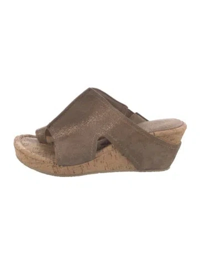 Pre-owned Donald Pliner Suede Glitter Accents Slides