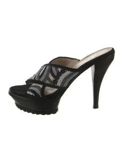 Pre-owned Donald Pliner Suede Graphic Print Sandals In Black