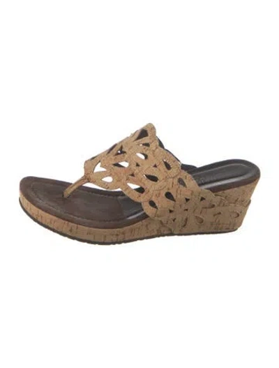 Pre-owned Donald Pliner Suede Lace Pattern Sandals In Neutral
