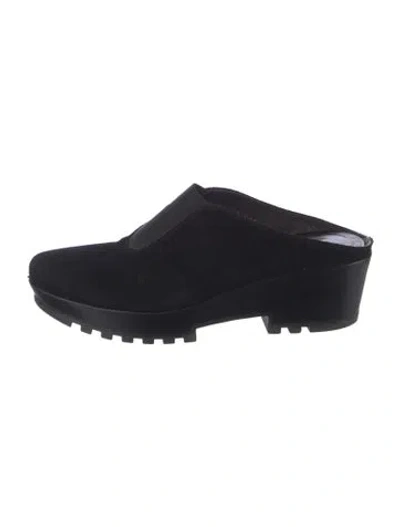 Pre-owned Donald Pliner Suede Mules In Black