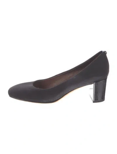Pre-owned Donald Pliner Suede Pumps In Black