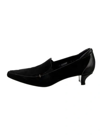 Pre-owned Donald Pliner Suede Pumps In Black