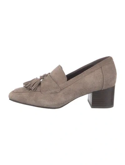Pre-owned Donald Pliner Suede Pumps In Grey