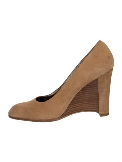 Pre-owned Donald Pliner Suede Pumps In Neutral