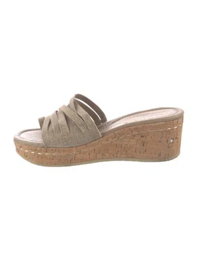 Pre-owned Donald Pliner Suede Sandals In Neutrals