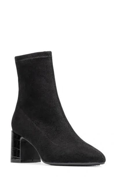 Donald Pliner Tomos Block Heel Bootie In Black