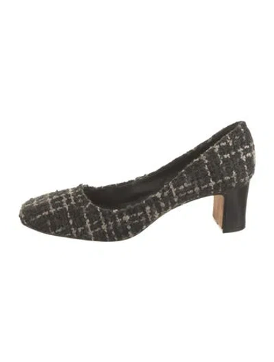 Pre-owned Donald Pliner Tweed Pattern Pumps In Black