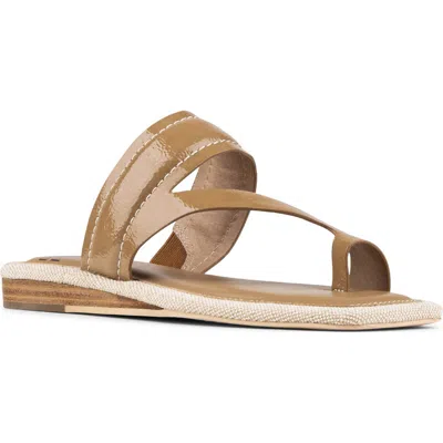 Donald Pliner Wedge Toe Loop Sandal In Brown
