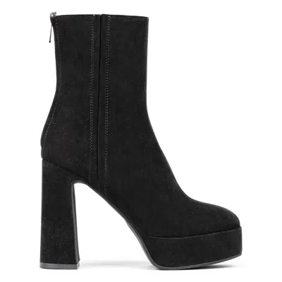 Donald Pliner Women Andria Black Boot