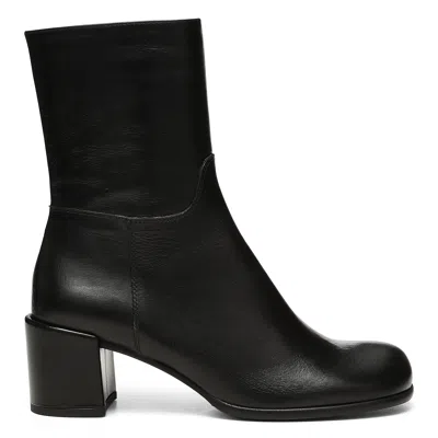 Donald Pliner Women Brylee Black Boot