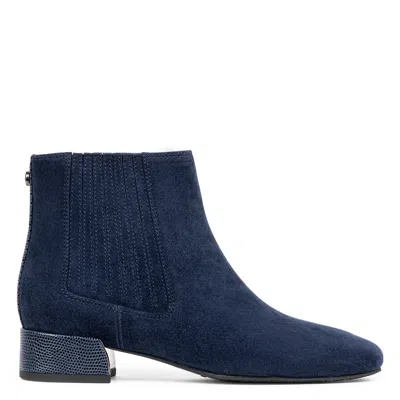 Donald Pliner Women Dasia Navy Suede Bootie