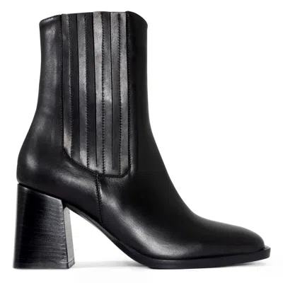 Donald Pliner Women Esmera Black Boot