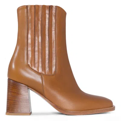 Donald Pliner Women Esmera Cognac Boot In Black