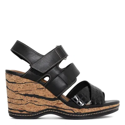 Donald Pliner Women Fablle Black Casual